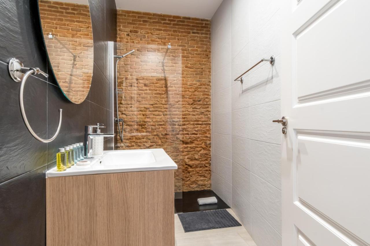 2 Habitaciones 2 Banos- Moderno Y Acogedor - Imperial Madrid Bagian luar foto
