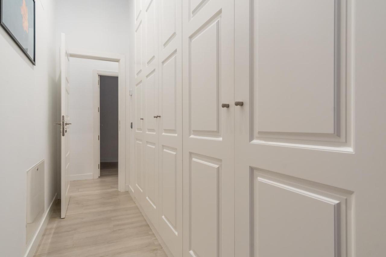 2 Habitaciones 2 Banos- Moderno Y Acogedor - Imperial Madrid Bagian luar foto